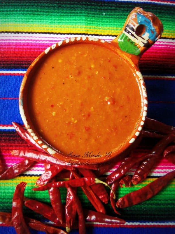 Spicy Taqueria-Style Salsa