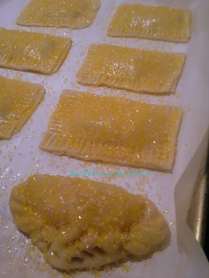 La Piña Tarts(Homemade Pineapple PopTarts)