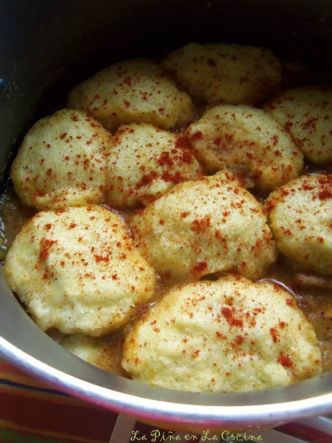 white-chicken-chili-with-cornmeal-dumplings