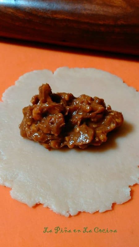 Empanadas de Cajeta Con Nuez-Dulce de Leche and Pecan
