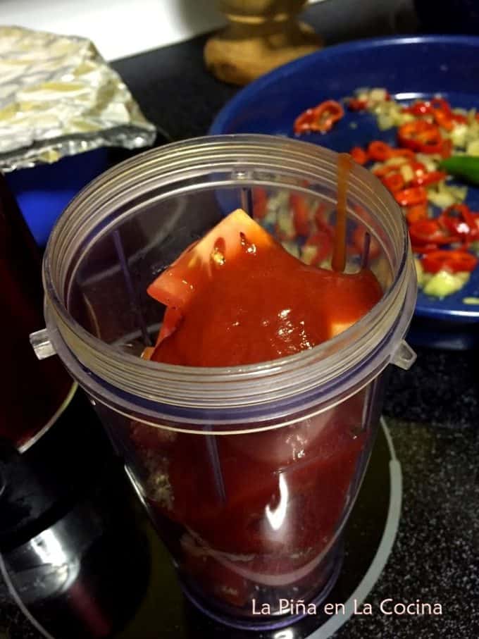 Mexican-Style Quinoa Blending Tomato Puree