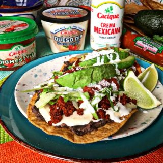 Tostadas Morelianas plated with Cacique products on the table