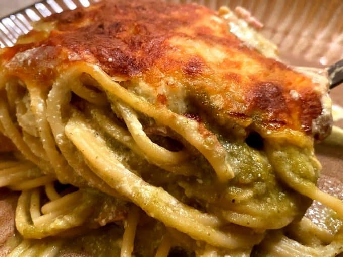 One serving of espaguetis verdes on a plate