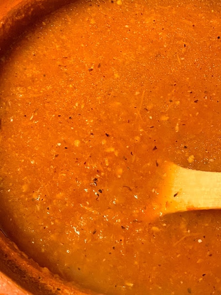 extreme close up of chiltomate salsa