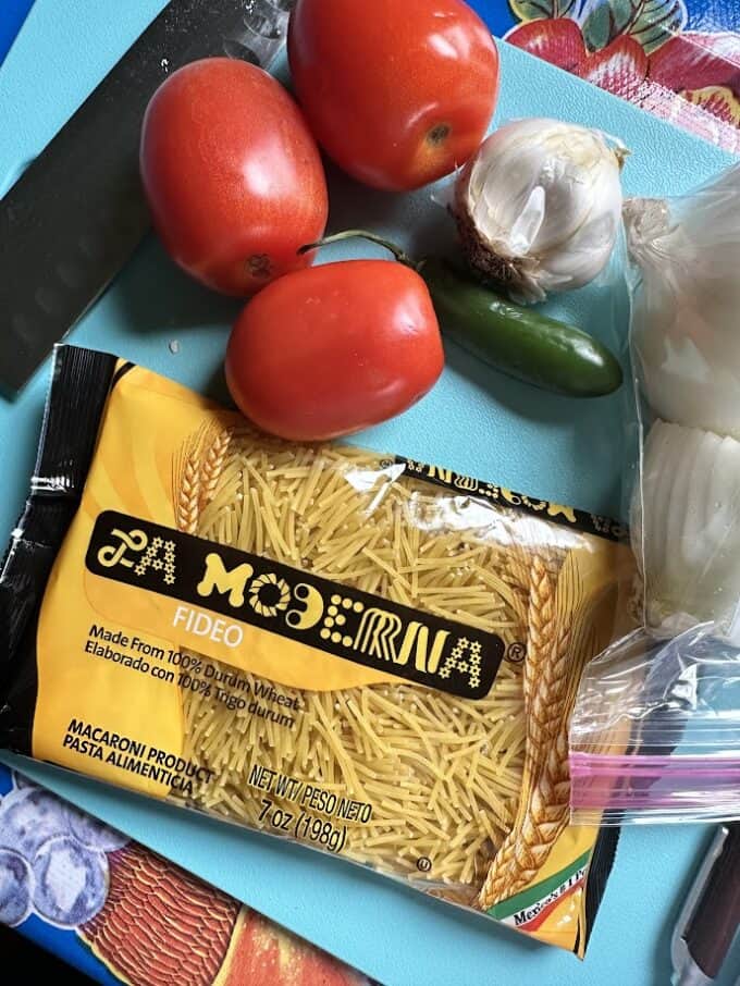 fideo pasta in the package