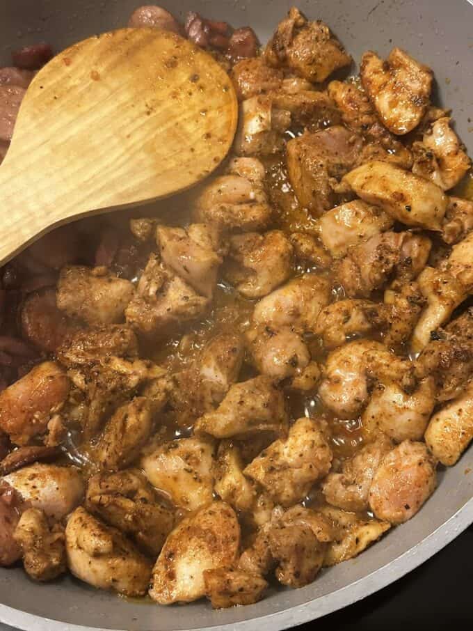 cooked seasoned chicken